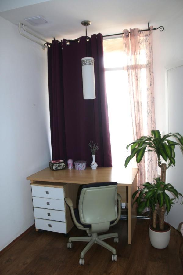 Cosy - 10 Minutes Walk To Sea Apartment *